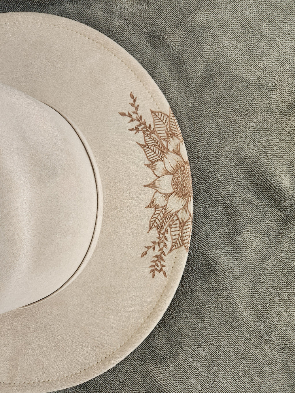 Sunflower Wraparound