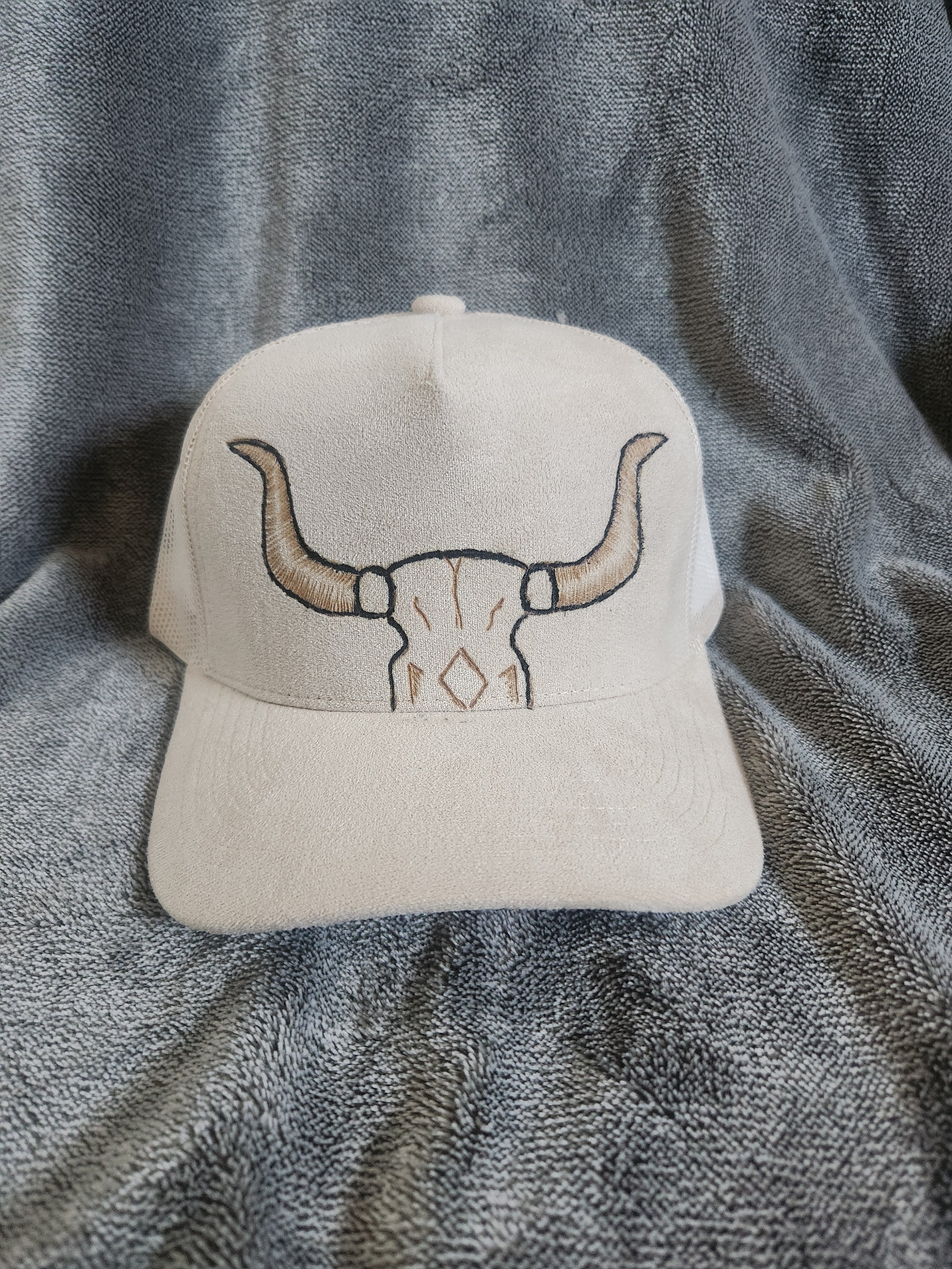 Longhorn Skull Hat