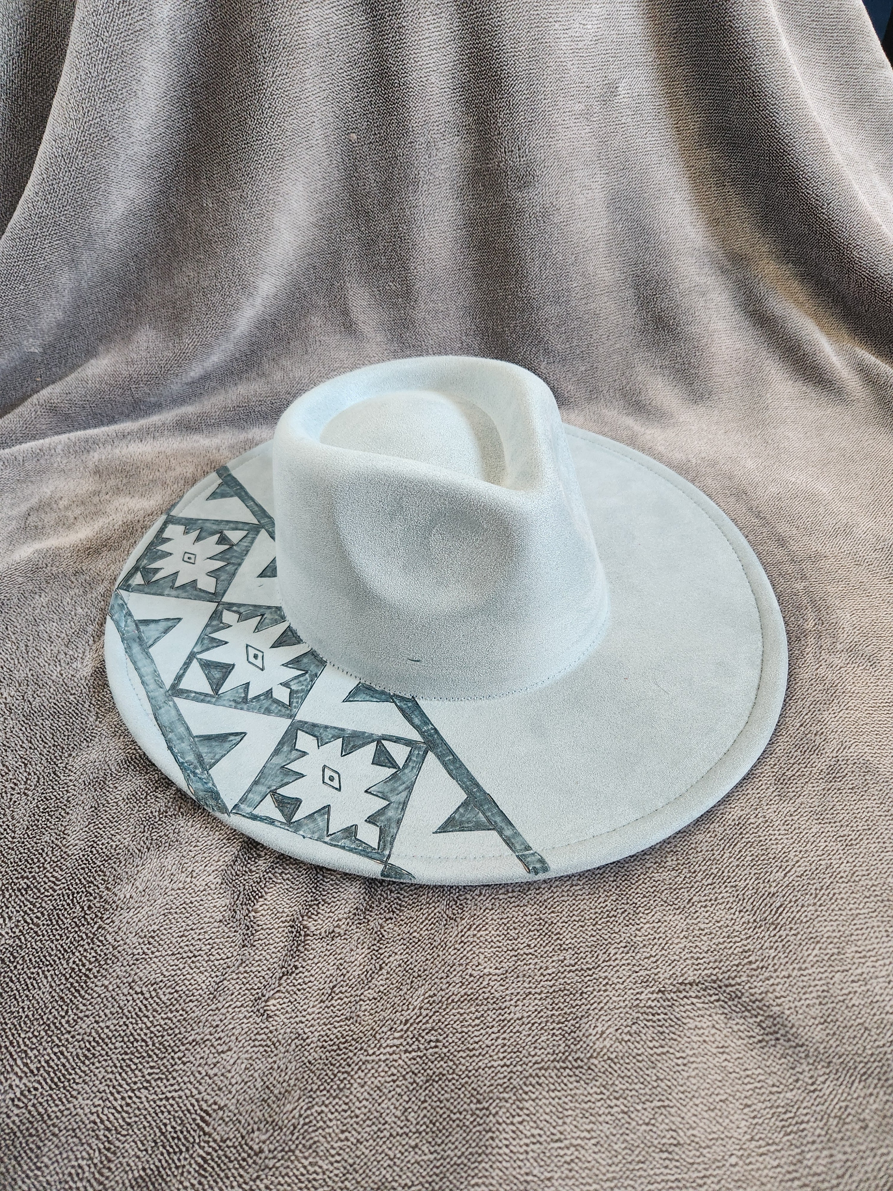 Aztec Horizon Flat Brim