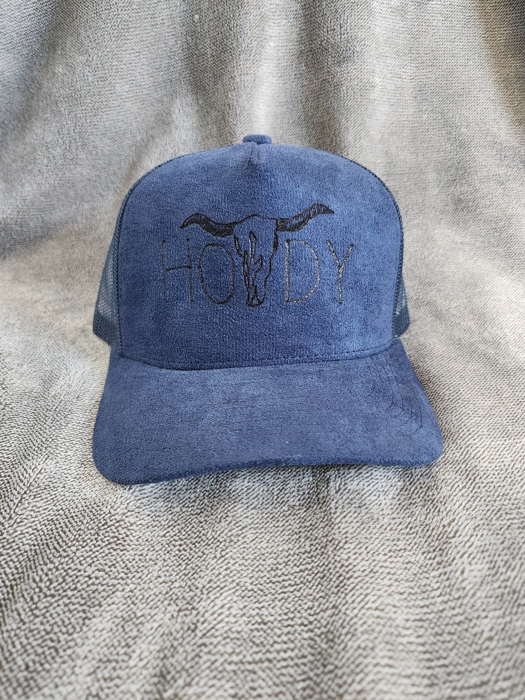 Howdy Trucker hat